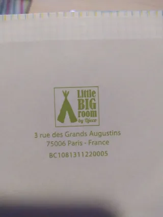 Cajita de música infantil con figuras