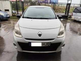 Centralita renault 228176 28321424 clio 1.5 mt (75
