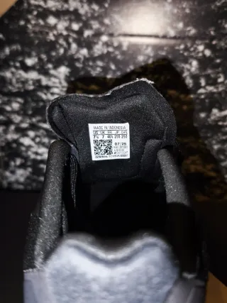 Adidas Duramo Speed Talla 40.5 Negro Amarillo