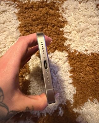 iPhone 15 Pro Titanio Naturale