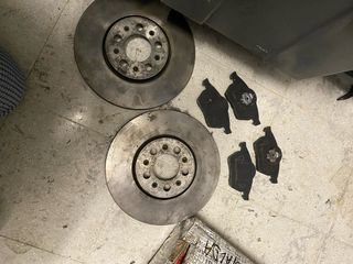 Discos y Pastillas Freno Brembo Delanteros