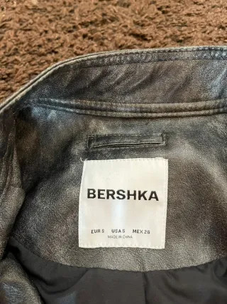 Cazadora Biker Gris Bershka Franjas Blancas