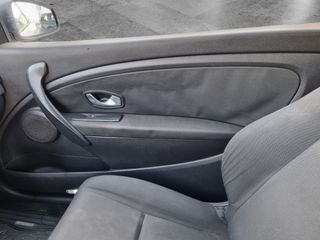 RENAULT Mégane Dynamique 1.6 16v 110