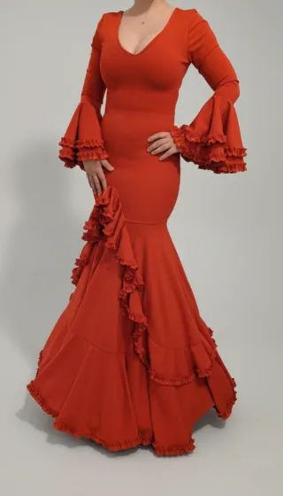 Traje de flamenca, tallas variadas.