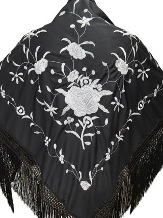 Manton Flamenco Bordado Flores Negro Blanco