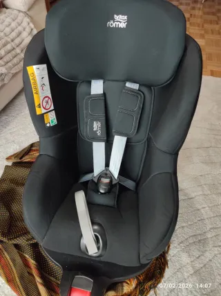 Silla coche Britax Römer Dualfix i-Size 40-105cm
