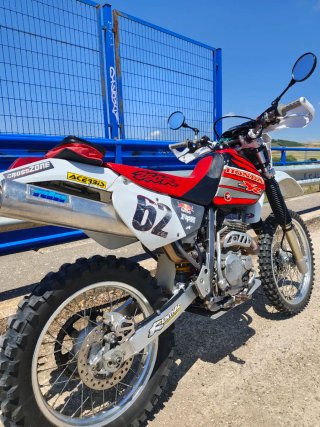 Honda XR250R Enduro/Motocross Moto
