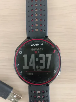 Reloj Garmin Forerunner 235 Negro/Rojo