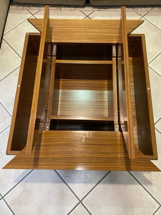 Mesa de centro madera y naranja