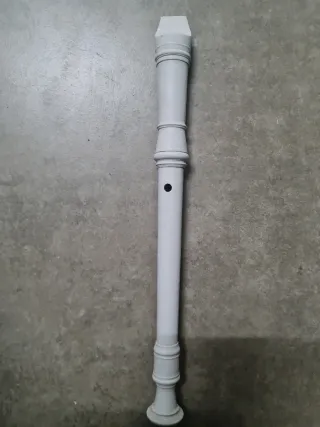 Flauta dulce blanca de madera