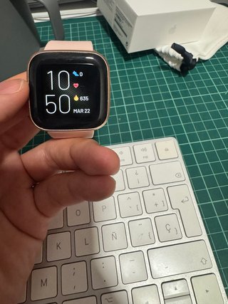 Fitbit Versa 2 Smartwatch Oro/Rosa