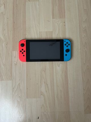 Nintendo Switch con mandos nuevos