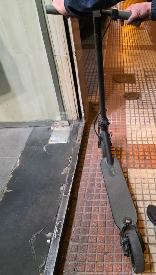 Patinete youin le falta la bateria