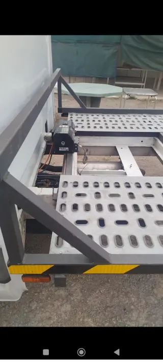 Grúa mercedes sprinter