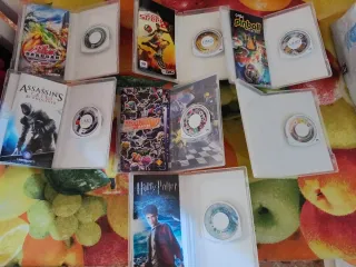 Lote 7 Juegos PSP: FIFA, Harry Potter, Bakugan...