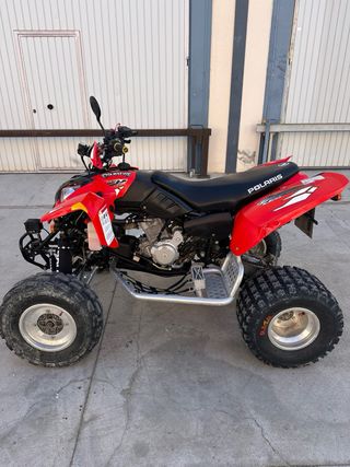 Quad Polaris Predator 500 Rojo