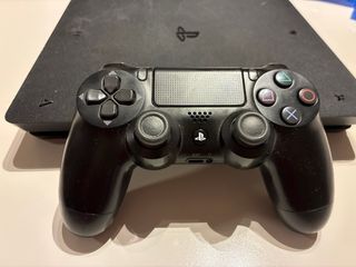 PS4 (PlayStation 4) con 1 mando 500 Gb