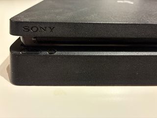 PS4 (PlayStation 4) con 1 mando 500 Gb