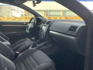 Volkswagen Golf 2008