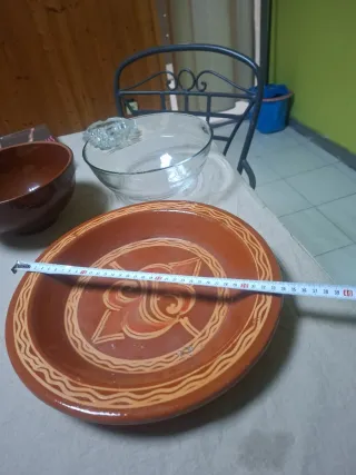 Plato de barro decorado