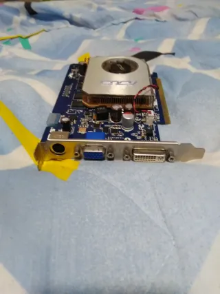 Tarjeta Gráfica ASUS PCI Express 512MB