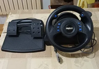 Volante y Pedales BigBen PS1/PS2