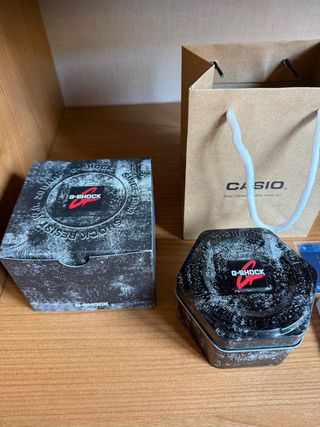 Reloj Casio G-Shock Gris y Turquesa