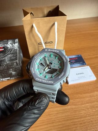 Reloj Casio G-Shock Gris y Turquesa