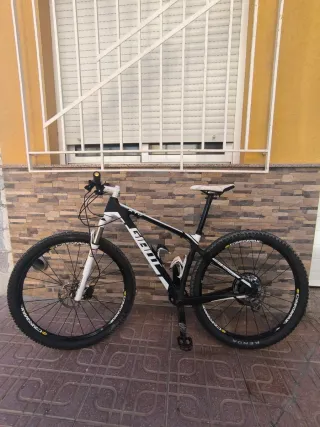 Bicicleta Giant XTC 29 Taglia M