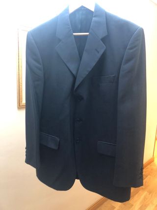 Traje de caballero azul marino