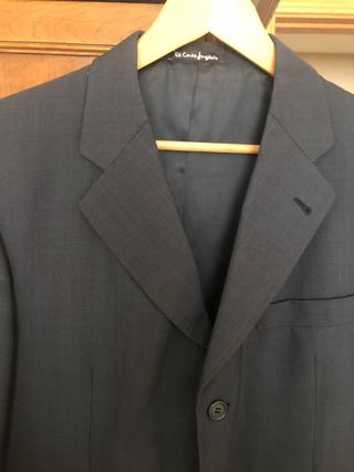 Traje de caballero azul marino