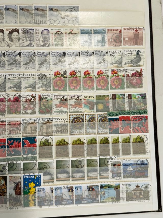 Colección de sellos de Suecia. 1500 sellos aprox.