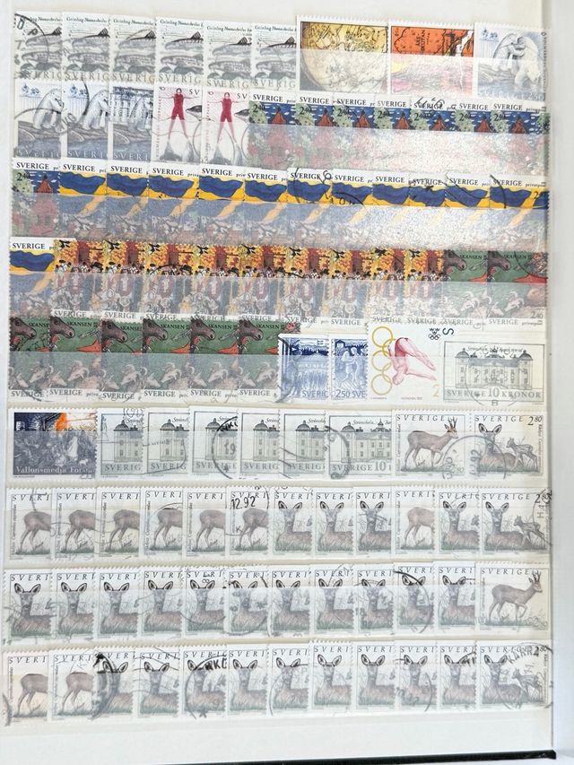 Colección de sellos de Suecia. 1500 sellos aprox.