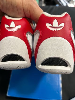 Adidas Adiracer 39 1/3 unisex piel