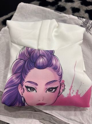 Sudadera K-Pop Diseño Morado y Blanco