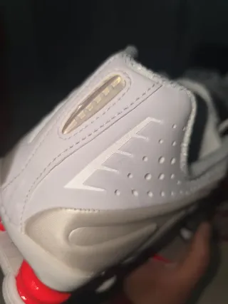 Zapatillas Nike Shox R4 Blancas y Rojas