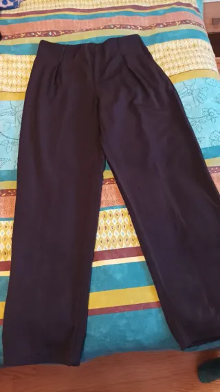 Pantalones negros anchos