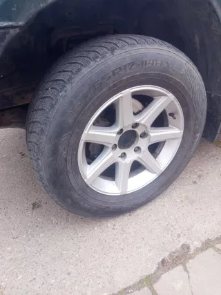 Llantas Toyota Land Cruiser 4x4