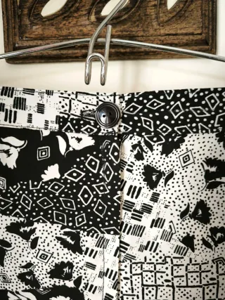 Saia Patchwork Preto e Branco