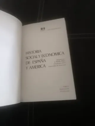 Historia de España y América. Social y económica