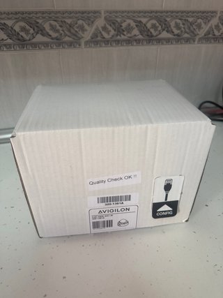 Cámara Domo Avigilon 8MP Interior con tarjeta SD