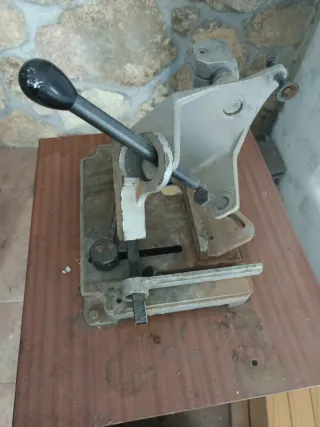 Soporte mesa para radial