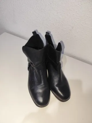 Botines negras para mujer