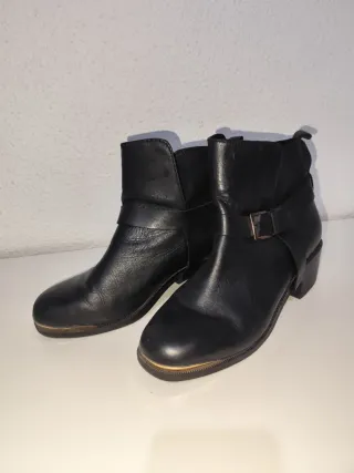 Botines negras para mujer