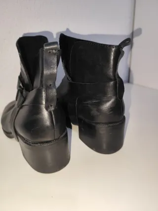Botines negras para mujer