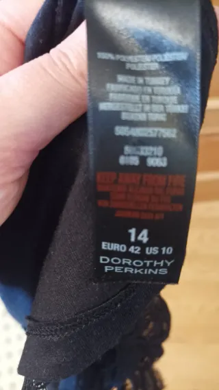 Blusa de encaje negra