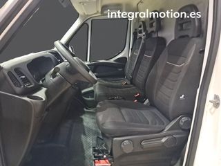 Iveco Daily 2.3 TD 35S 16 V L4H2 16 M3