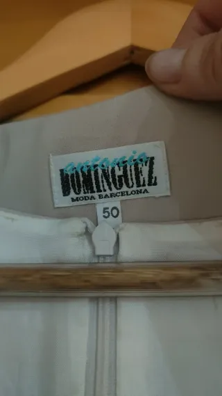 Vestido elegante beige talla 50