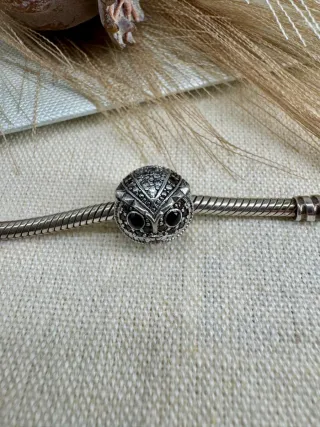 Charm Búho Plata y Circonitas