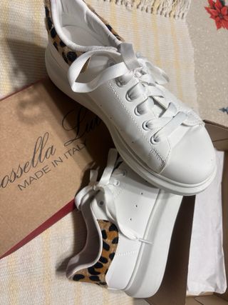 Scarpe pelle bianca con inserti animalier